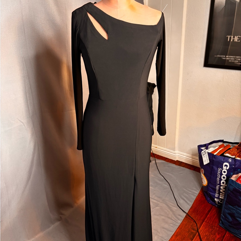 Elegant Black Evening Dress